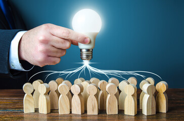 9座车型/五菱扬光新能源9座车型